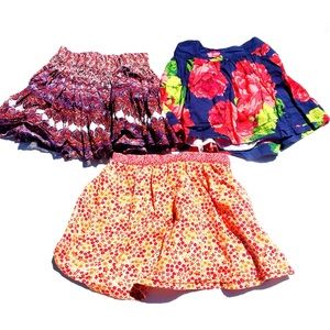 3 little girls skirts bundle